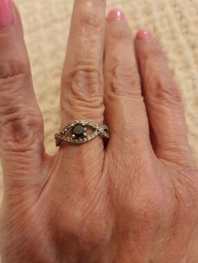 Sterling Silver Black Stone Halo Twist Ring Size 7